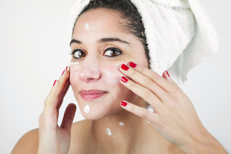 Rose Moisturiser Australia | Hydrating Face Moisturiser for Glowing Skin